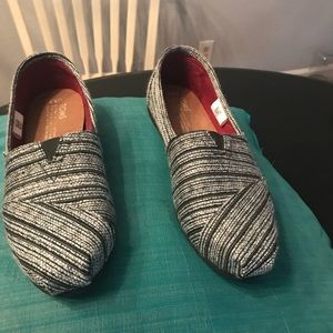 Silver and Black Toms